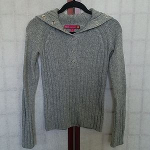 SO Gray 3/4 front button-up sweater. Juniors M.